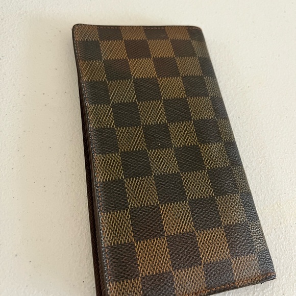 Louis Vuitton Checkered Brown Wallet - Picture 1 of 6